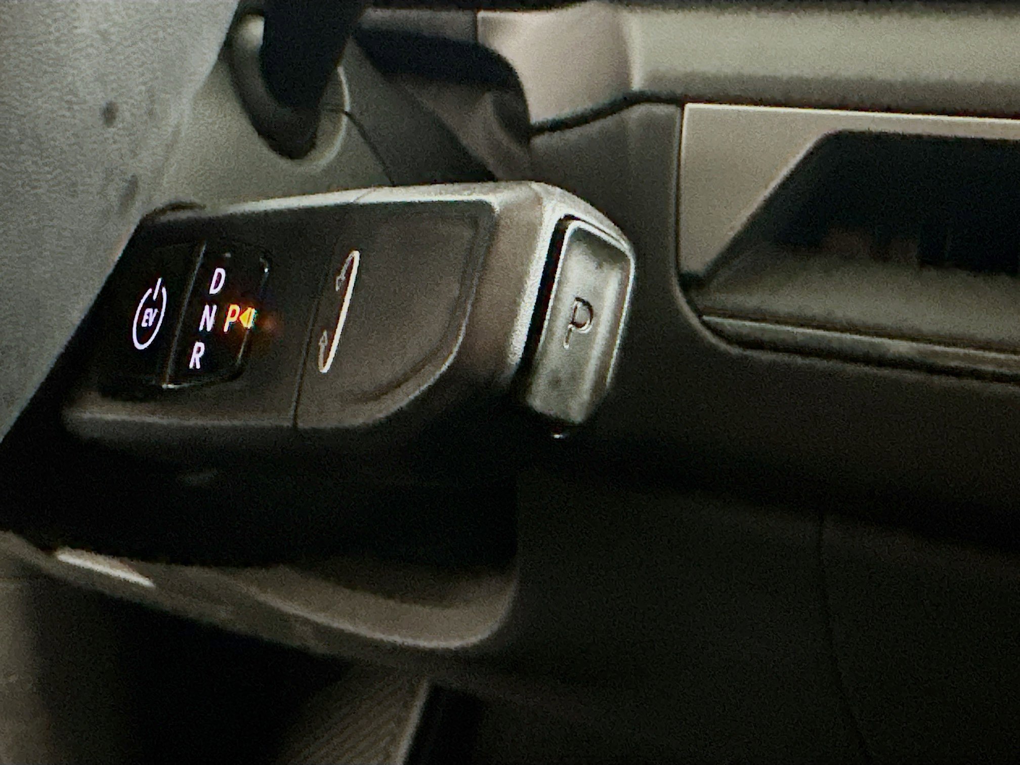 Used 2024 Kia EV9 Light Long Range image 25