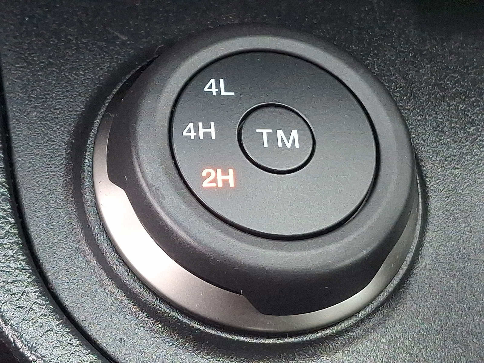 Certified 2023 Ford Ranger Lariat w/ Tremor Off-Road Package image 23