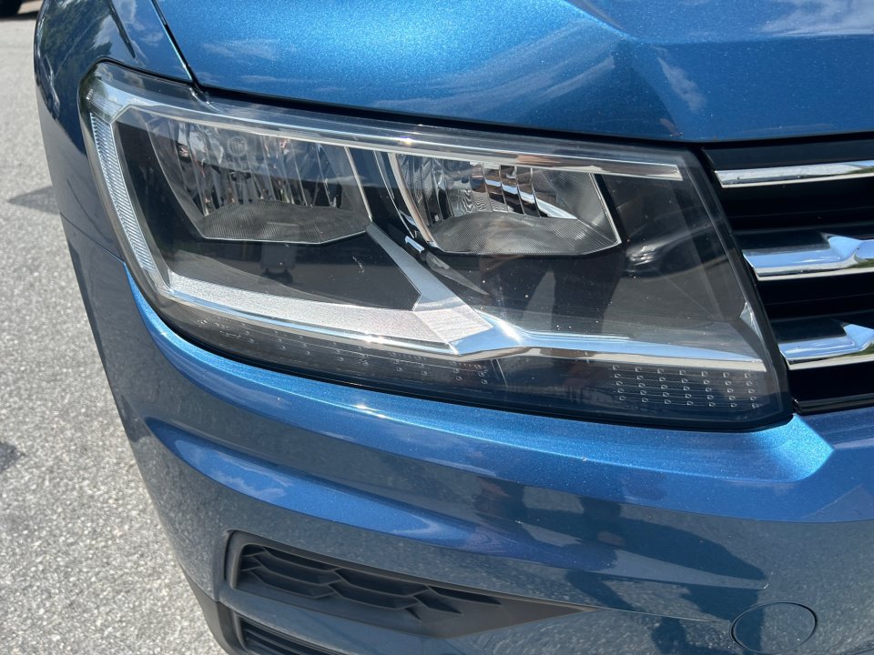 Used 2019 Volkswagen Tiguan SE w/ Panoramic Sunroof Package AWD/4WD image 24