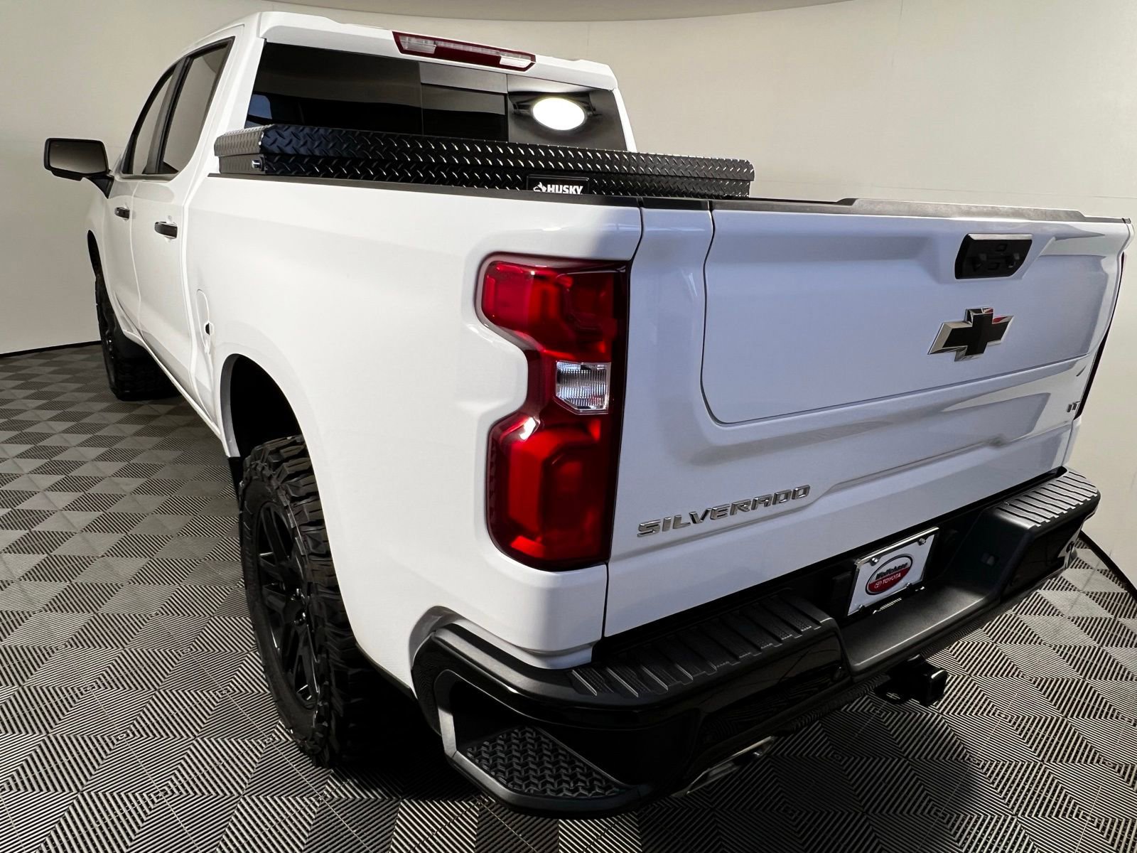 Used 2025 Chevrolet Silverado 1500 LT Trail Boss w/ Convenience Package II image 7