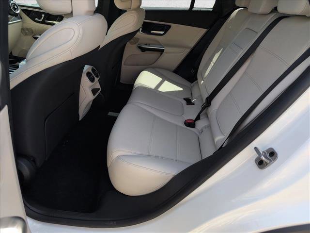 New 2026 Mercedes-Benz GLC 300 image 16