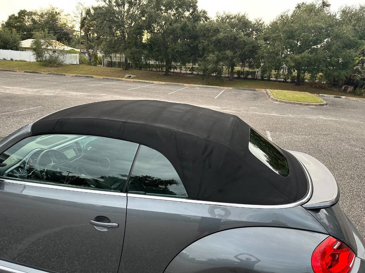 Used 2014 Volkswagen Beetle 1.8T image 9