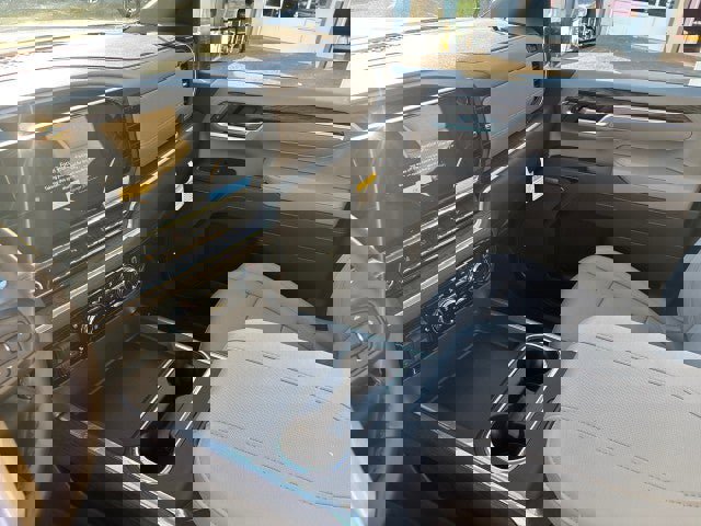 New 2026 GMC Sierra 2500 SLT w/ SLT Premium Package image 25