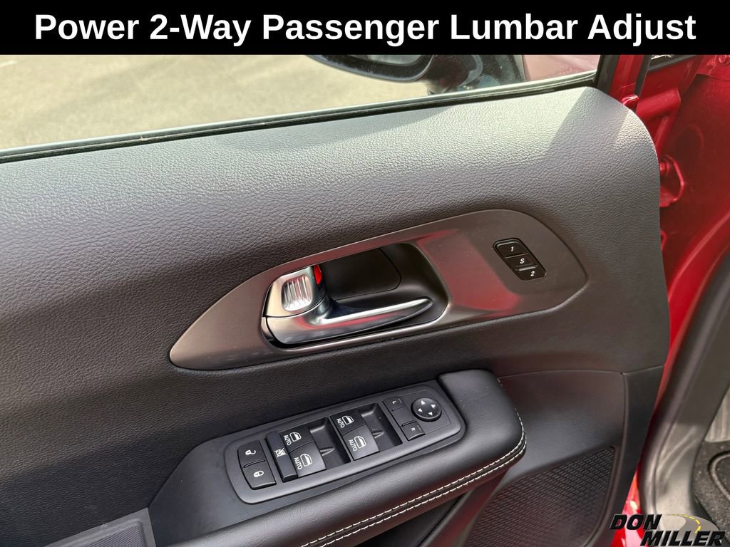 New 2026 Chrysler Pacifica Select image 11