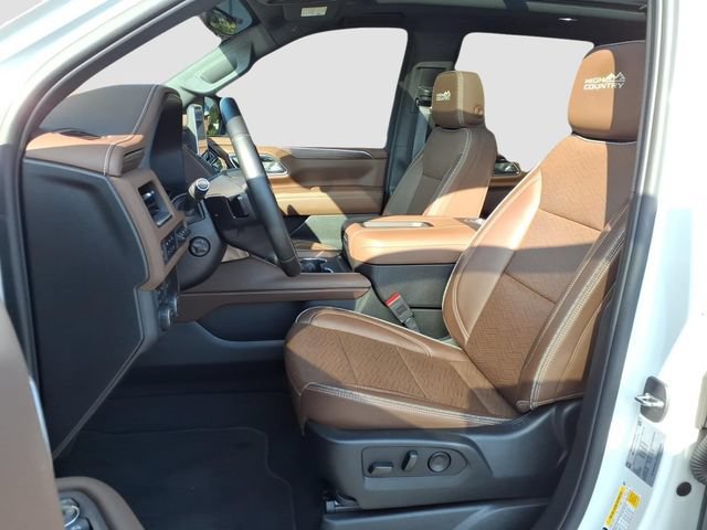 Used 2023 Chevrolet Tahoe High Country w/ Premium Package 2 AWD/4WD image 19