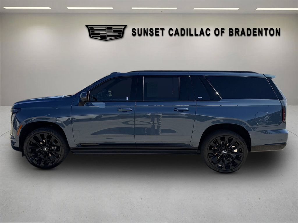 Certified 2026 Cadillac Escalade ESV Platinum Sport w/ LPO, ONYX Package AWD/4WD image 6