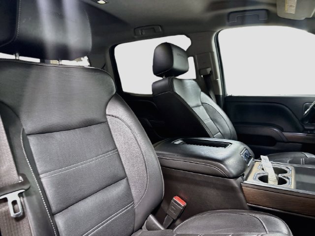 Used 2019 GMC Sierra 2500 Denali AWD/4WD image 23