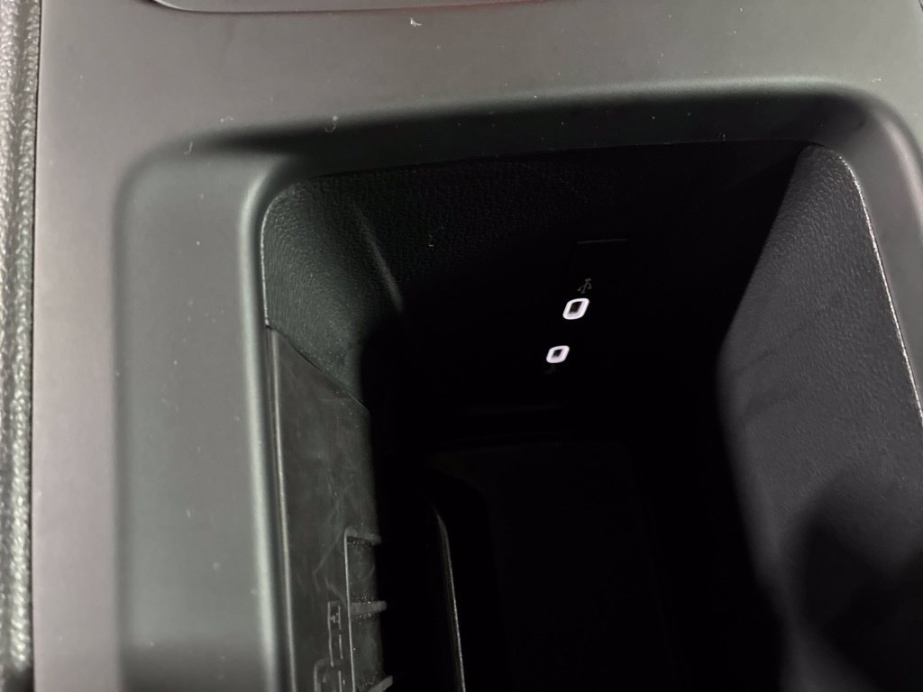 Used 2026 Volkswagen Tiguan SE w/ Panoramic Sunroof Package AWD/4WD image 33