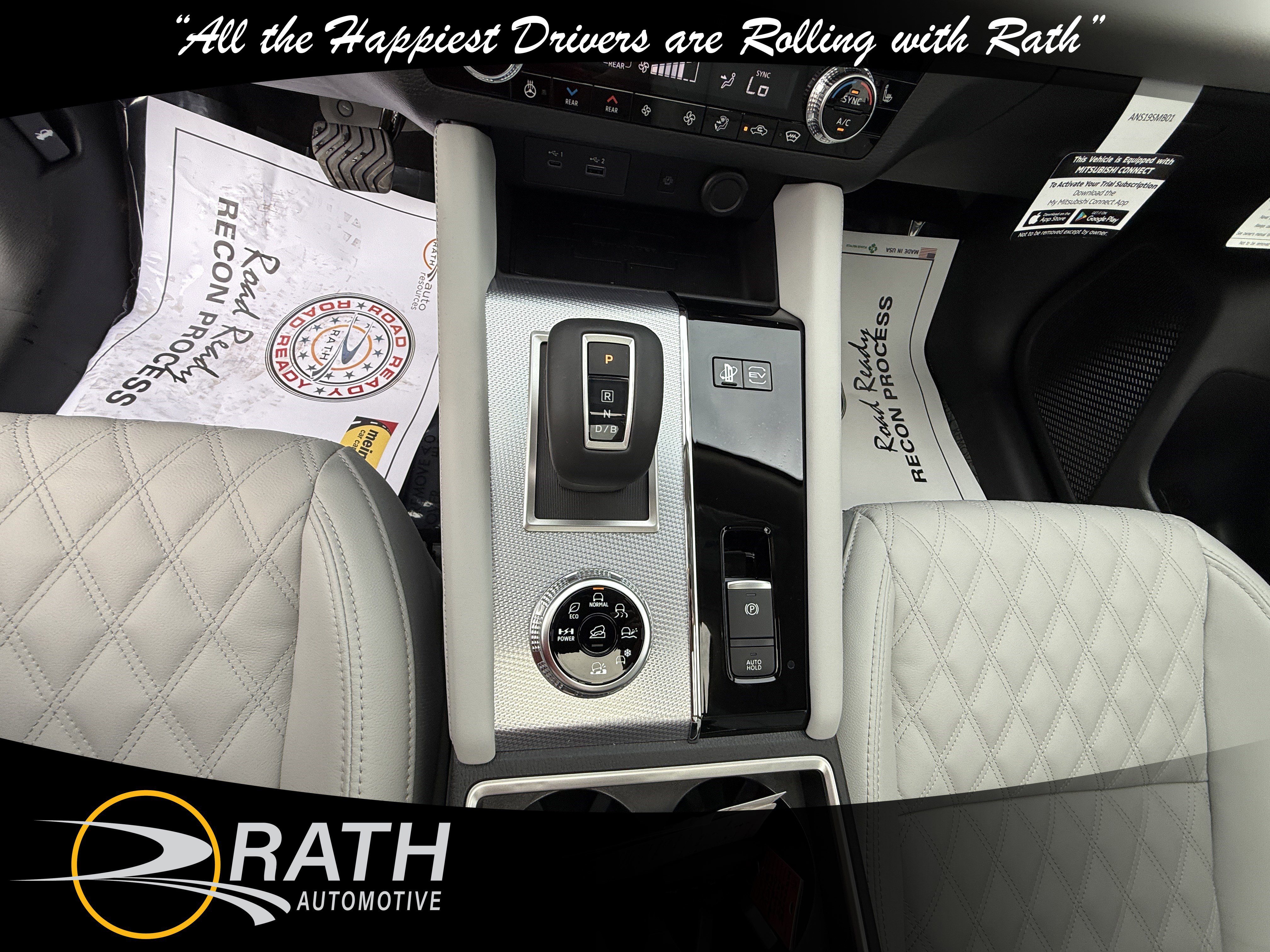 New 2025 Mitsubishi Outlander SEL image 18