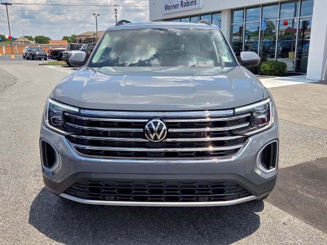 New 2026 Volkswagen Atlas SE FWD image 2