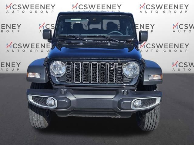 Used 2025 Jeep Gladiator Sport image 8