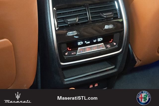 Used 2023 BMW X7 xDrive40i w/ Executive Package image 24