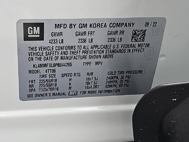 Used 2023 Buick Encore GX Essence w/ Experience Buick Package FWD image 39