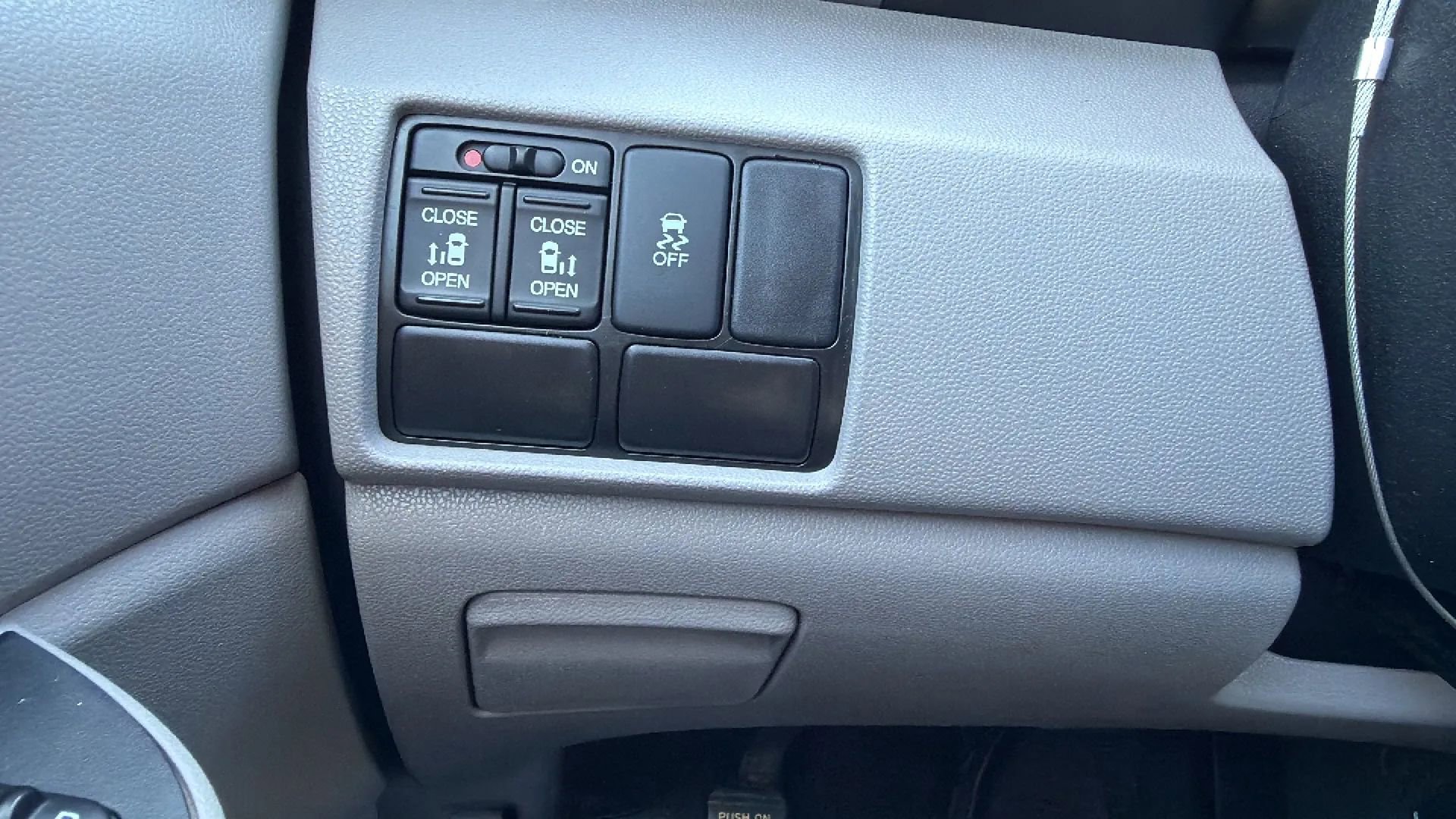 Used 2016 Honda Odyssey SE image 15