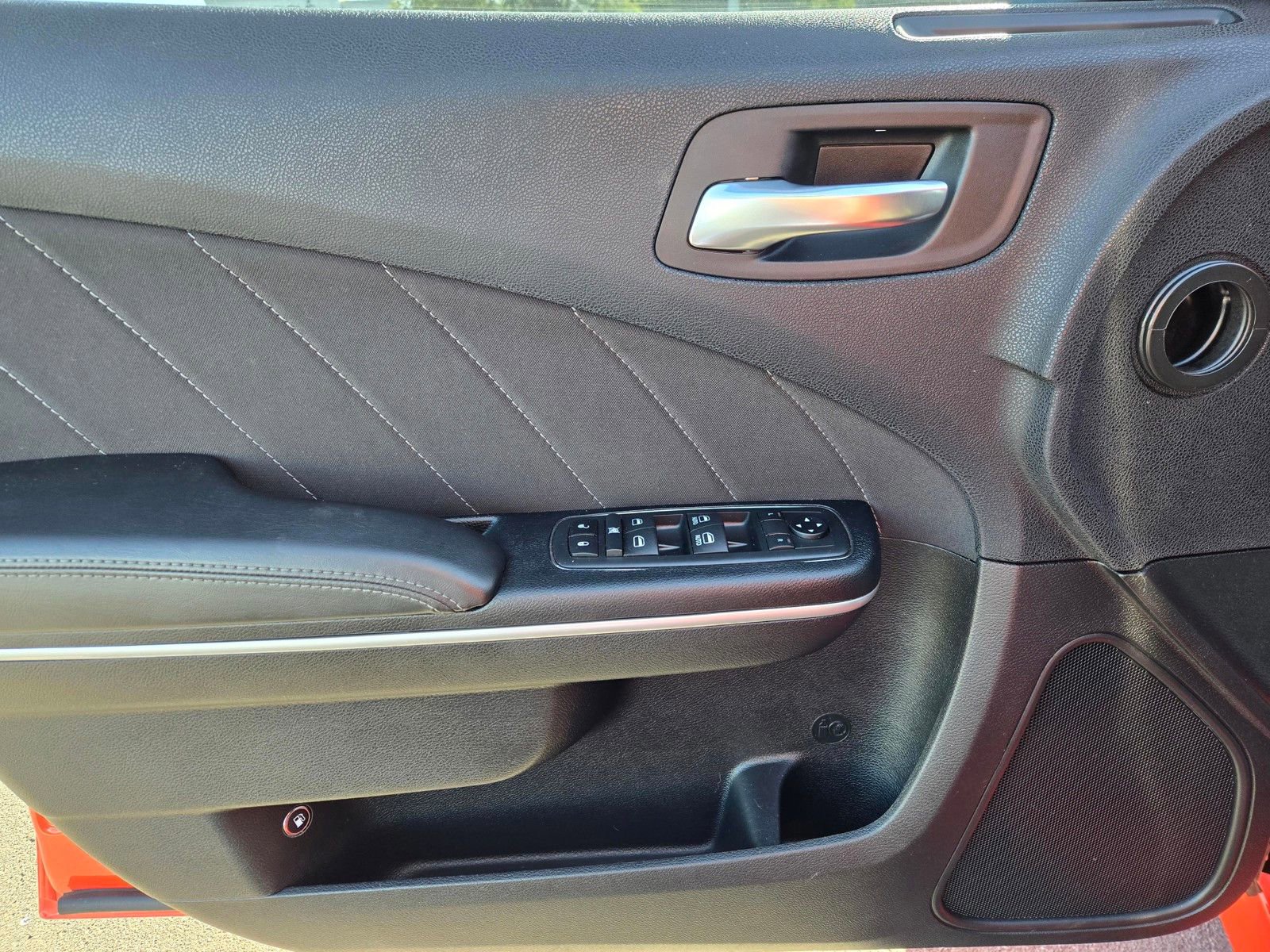 Used 2019 Dodge Charger R/T w/ Driver Confidence Group RWD image 14