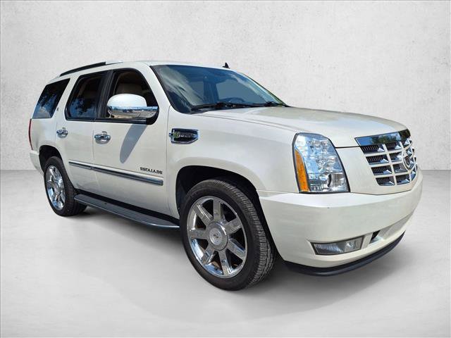 Used 2011 Cadillac Escalade 4WD Hybrid image 3