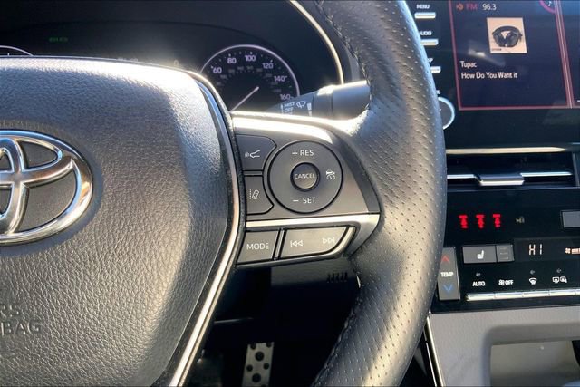 Used 2019 Toyota Avalon XSE image 21