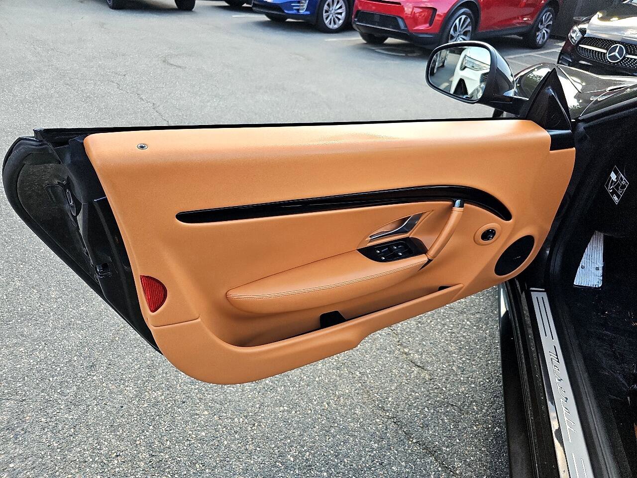 Used 2018 Maserati GranTurismo Sport image 35