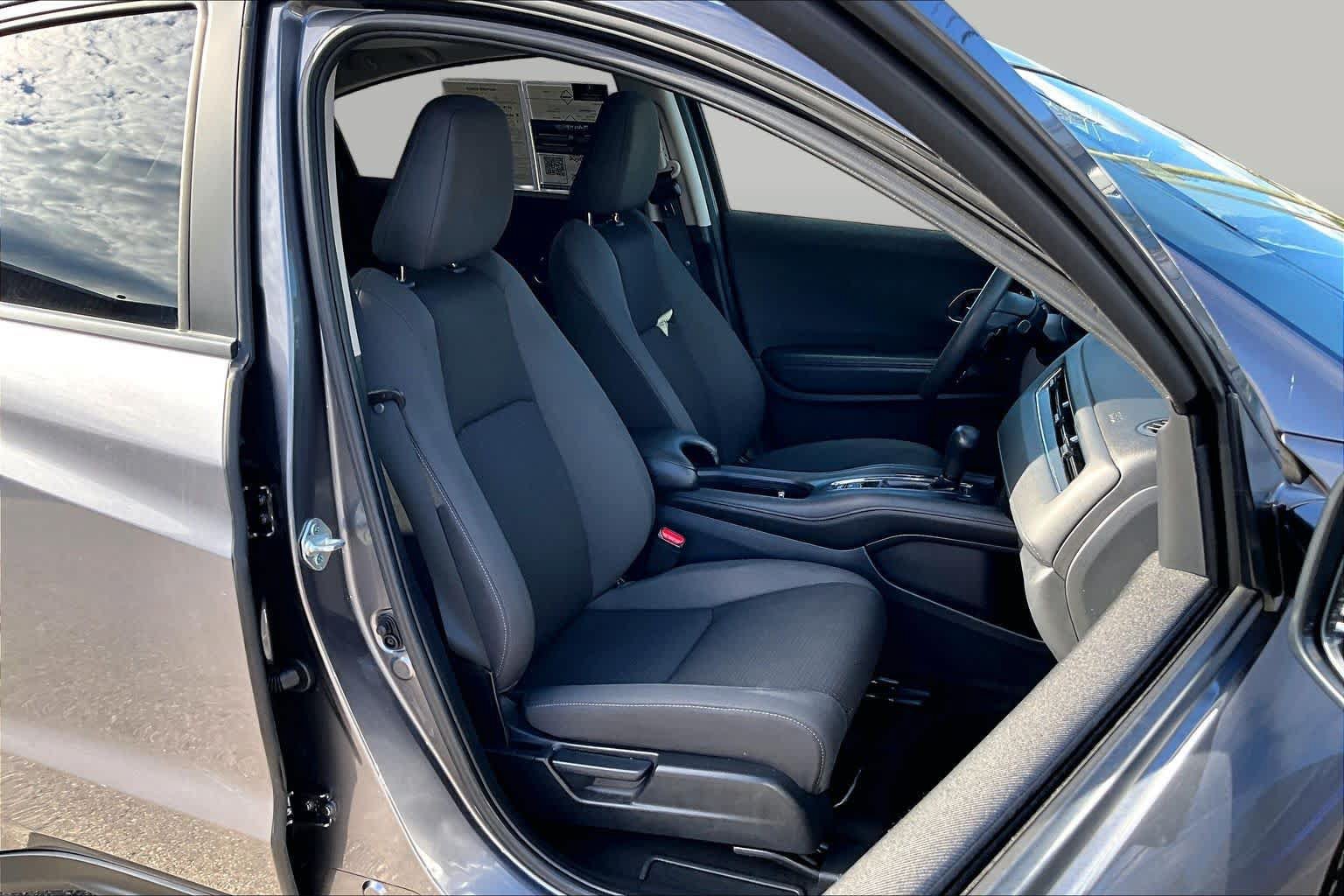 Used 2022 Honda HR-V EX image 8