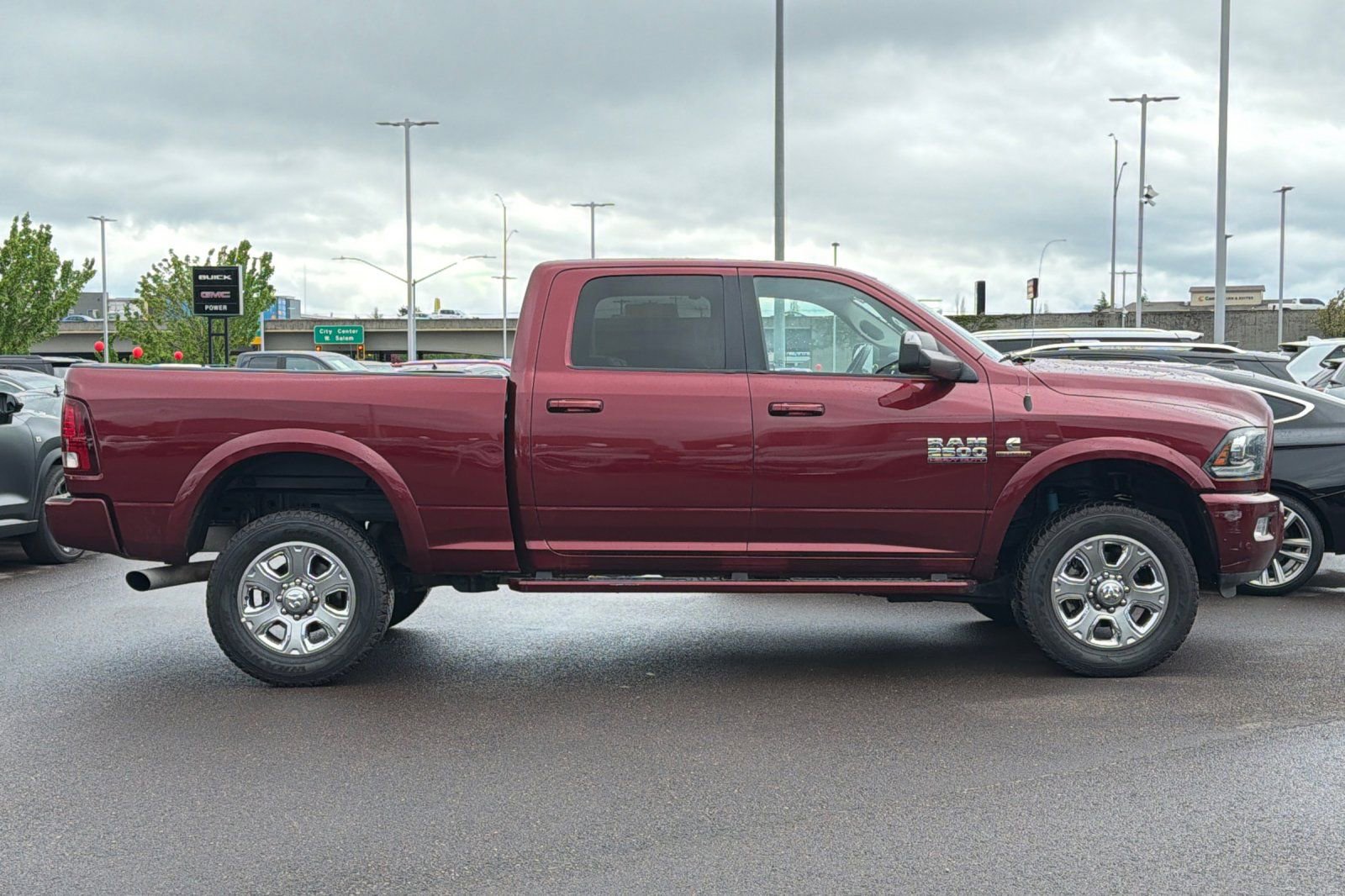 Used 2018 RAM 2500 Laramie w/ Sport Appearance Group AWD/4WD image 3