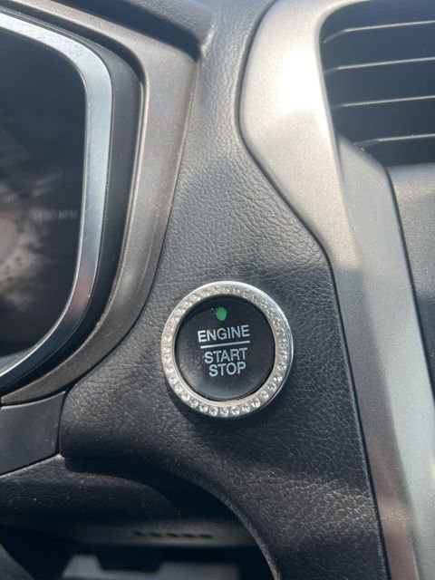 Used 2020 Ford Fusion SEL FWD image 22