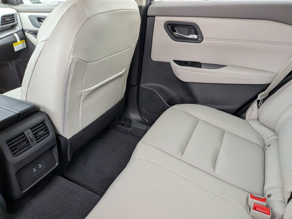 New 2026 Nissan Rogue Dark Armor FWD image 36