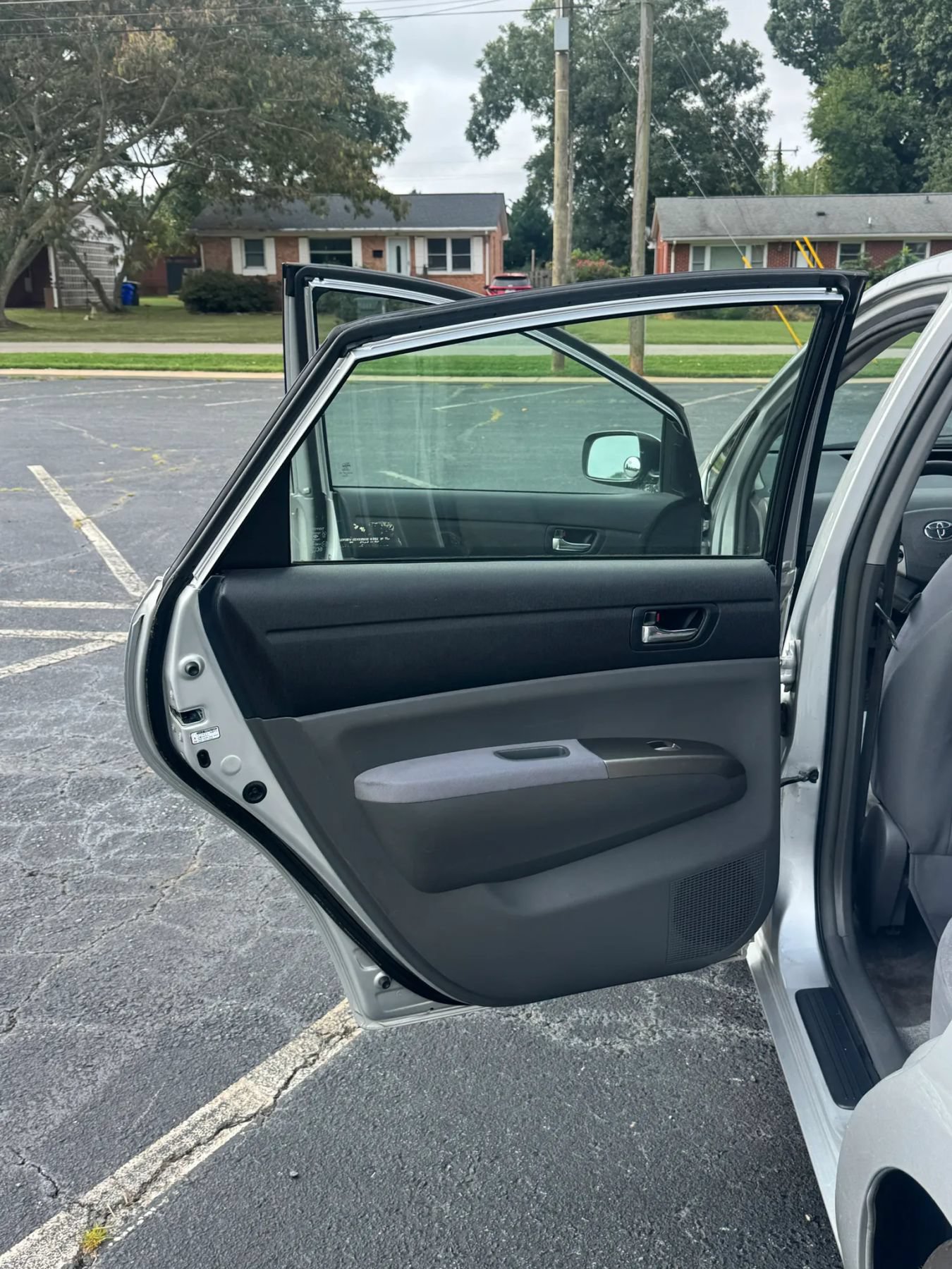 Used 2007 Toyota Prius w/ Pkg 1 FWD image 18