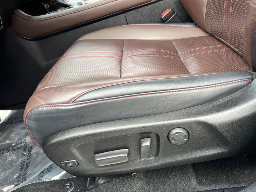 Used 2019 Lexus RX 450h AWD w/ Luxury Package image 15