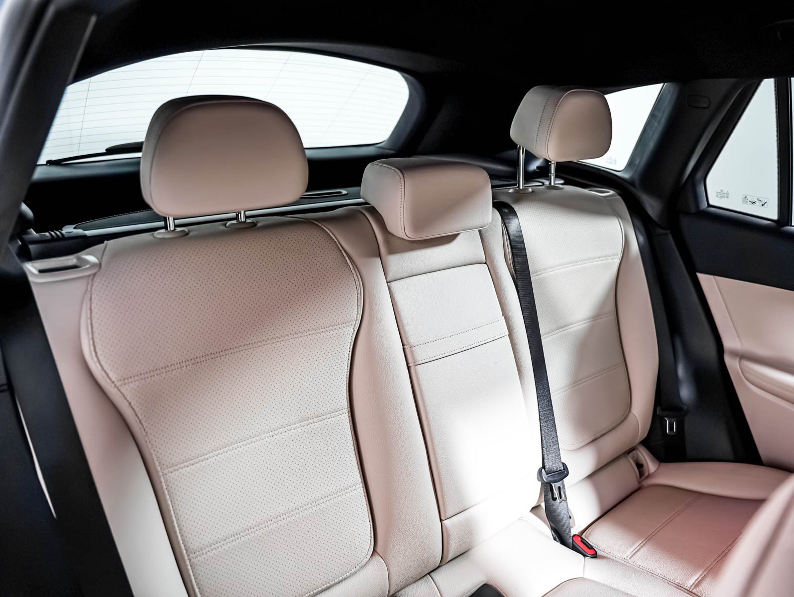 Certified 2026 Mercedes-Benz GLC 300 image 13