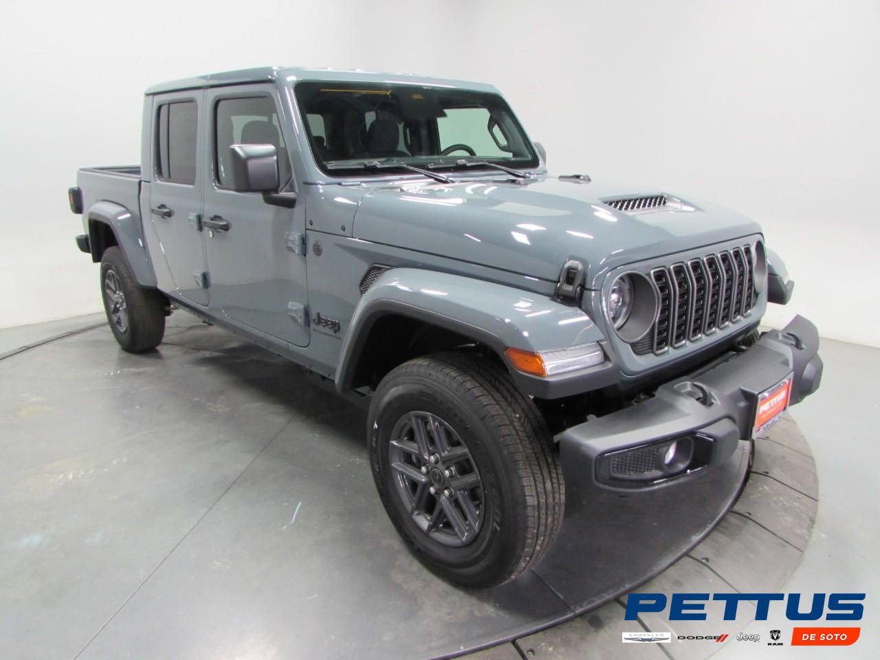 New 2026 Jeep Gladiator Sport
