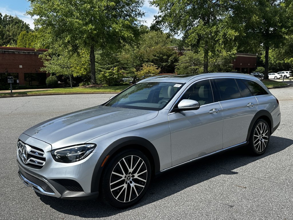 Certified 2023 Mercedes-Benz E 450 4MATIC All-Terrain Wagon image 4