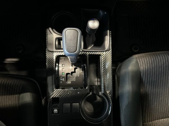 Used 2021 Toyota 4Runner TRD Off-Road AWD/4WD image 9