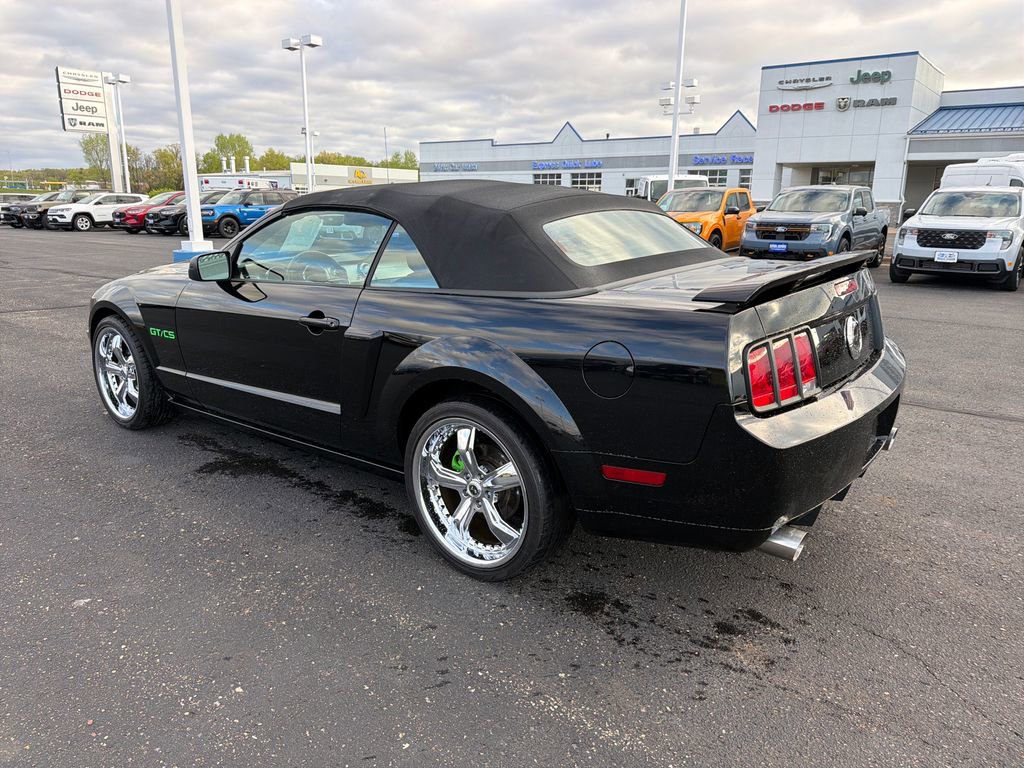 Used 2008 Ford Mustang GT RWD image 3