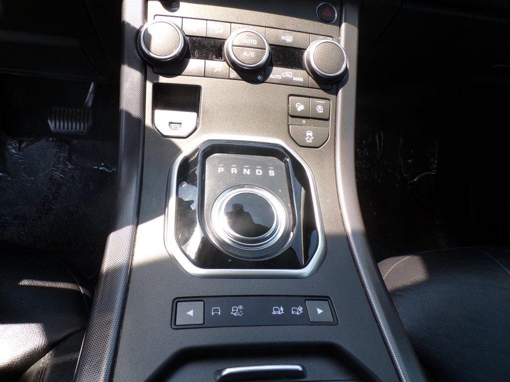 Used 2018 Land Rover Range Rover Evoque SE AWD/4WD image 26