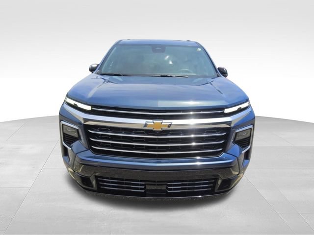 Used 2026 Chevrolet Traverse High Country w/ LPO, Floor Liner Package AWD/4WD image 6