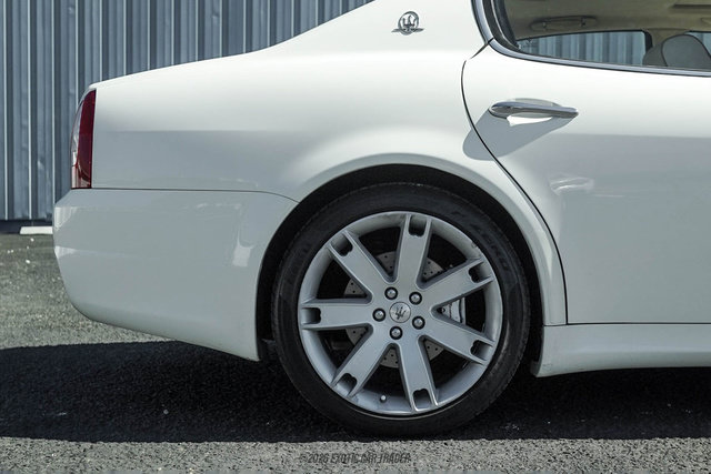 Used 2011 Maserati Quattroporte S RWD image 10