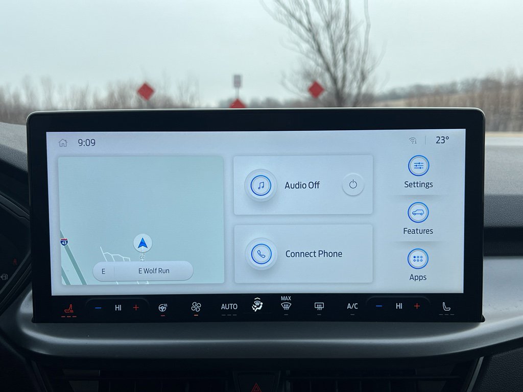 Used 2023 Ford Escape SE w/ Class II Trailer Tow Package image 22