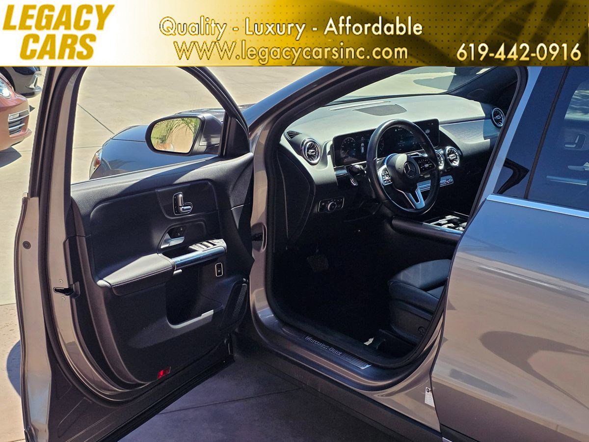 Used 2021 Mercedes-Benz GLA 250 w/ Premium Package image 48