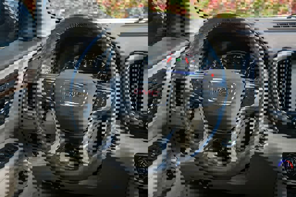 Used 2020 GMC Terrain Denali w/ Denali Premium Package image 12