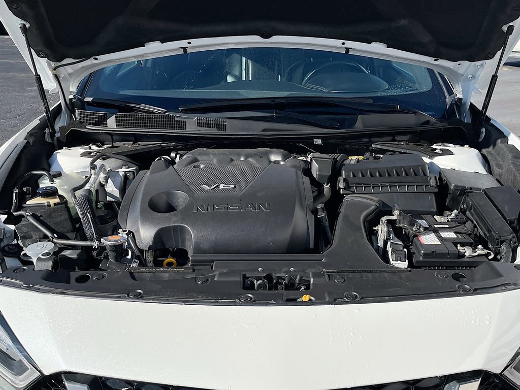 Used 2022 Nissan Maxima SR w/ Sport Mat Group image 30