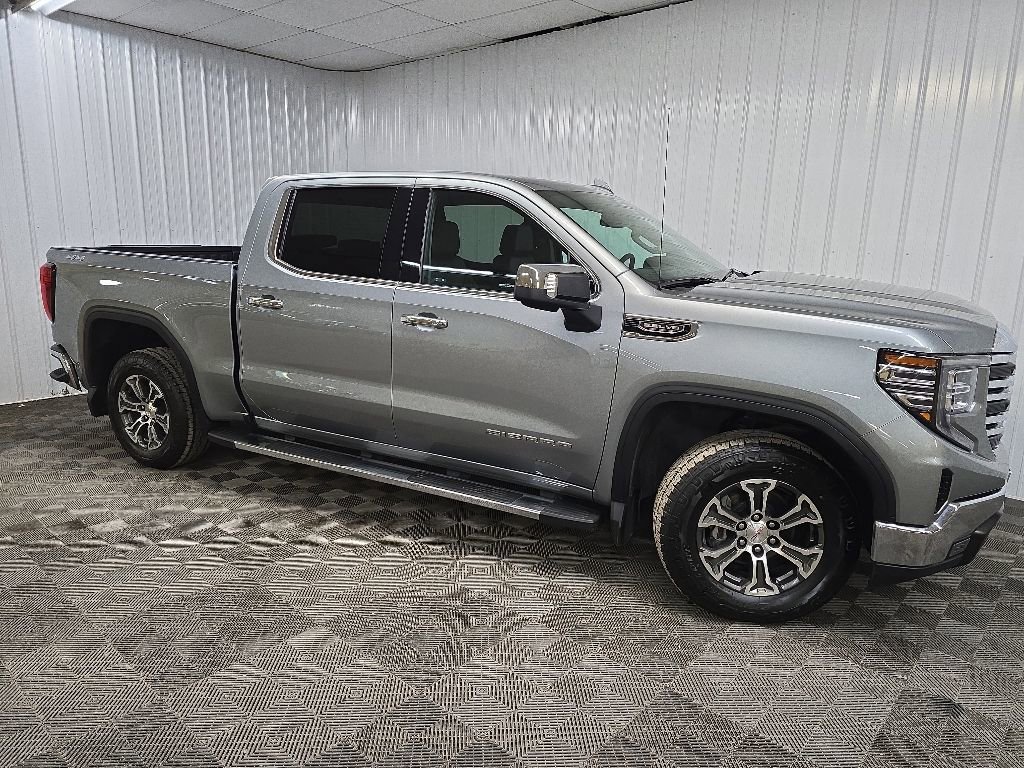 Used 2025 GMC Sierra 1500 SLT w/ SLT Convenience Package AWD/4WD image 1