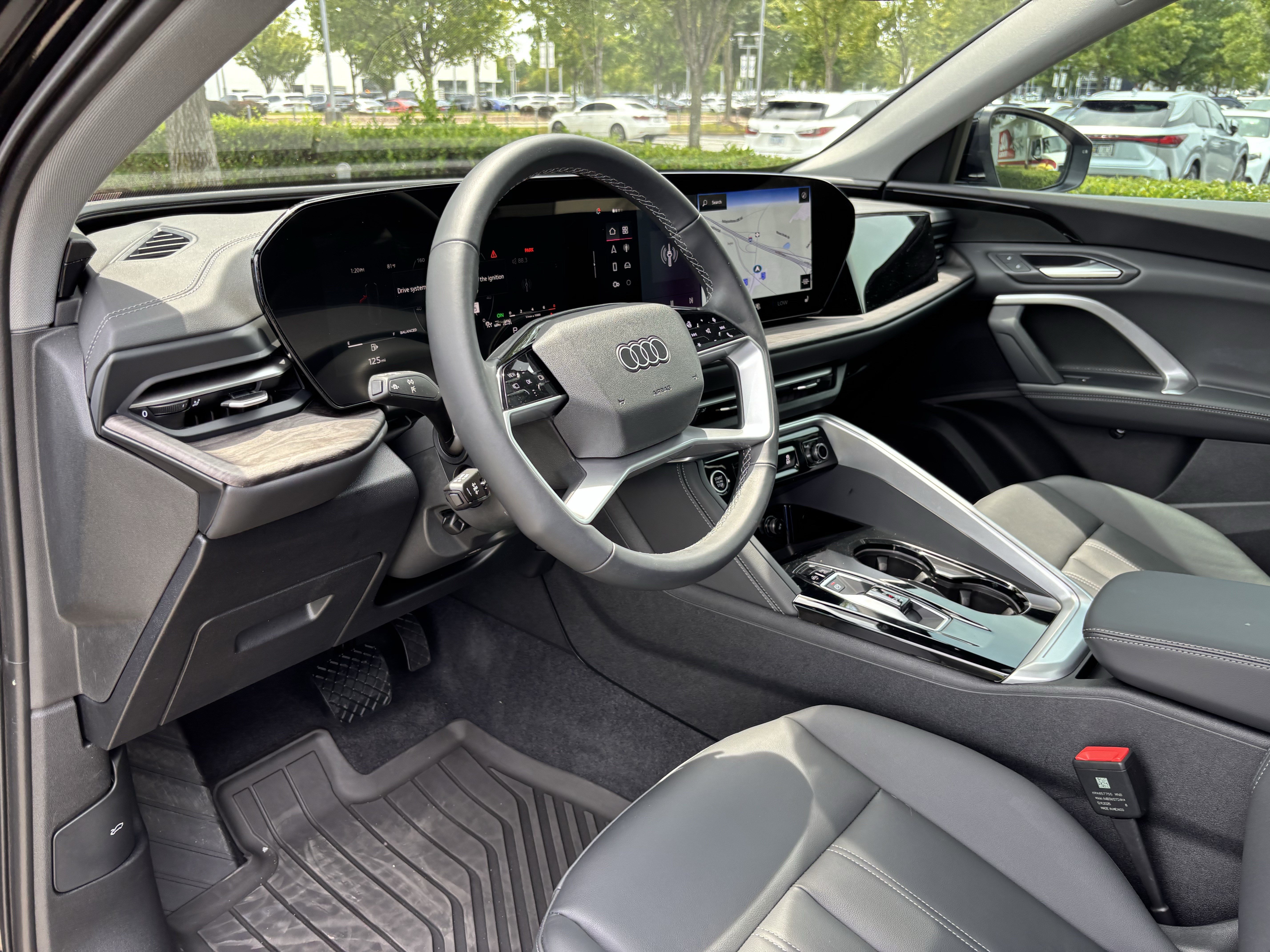 Certified 2025 Audi Q5 Premium AWD/4WD image 16