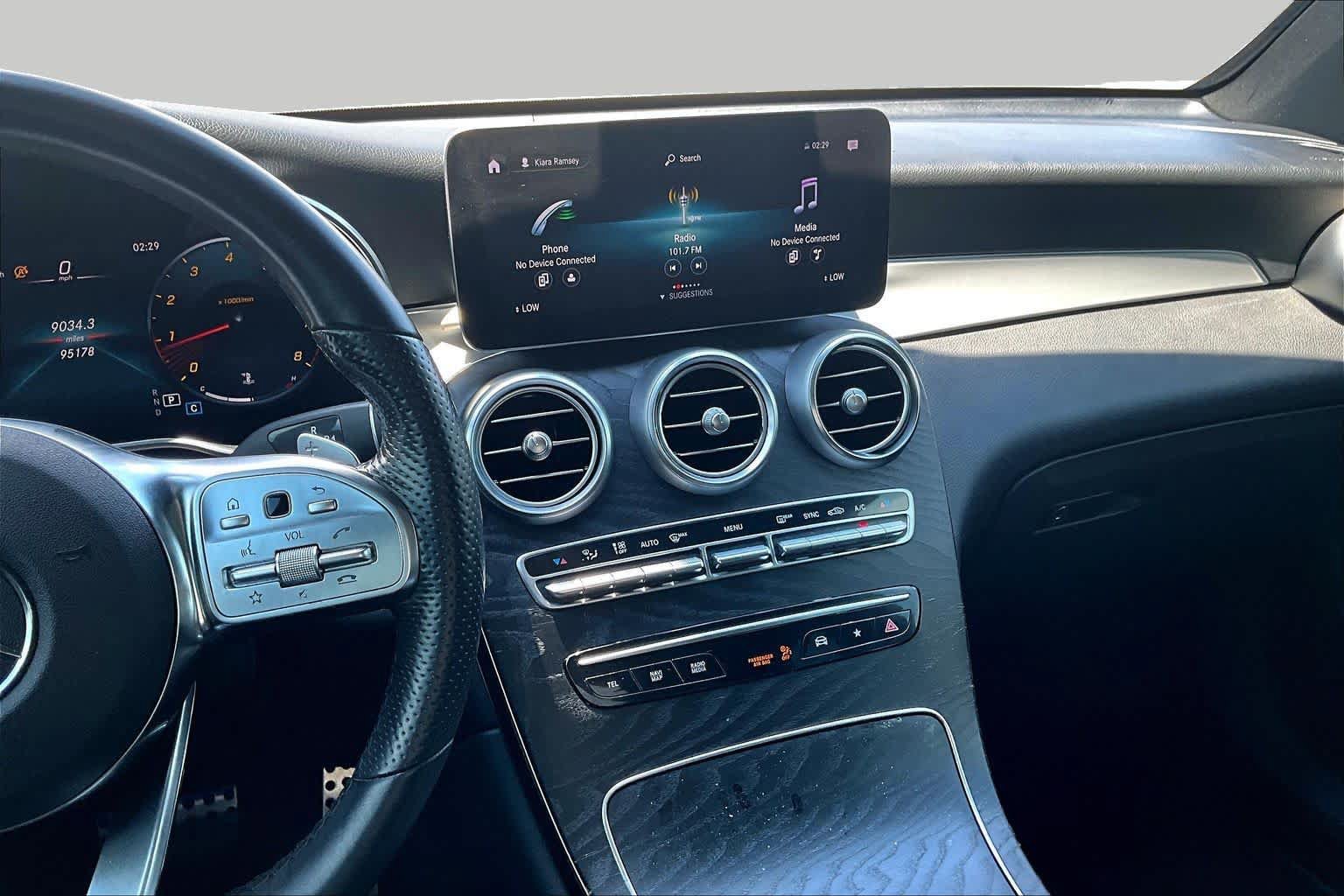 Used 2021 Mercedes-Benz GLC 300 image 7