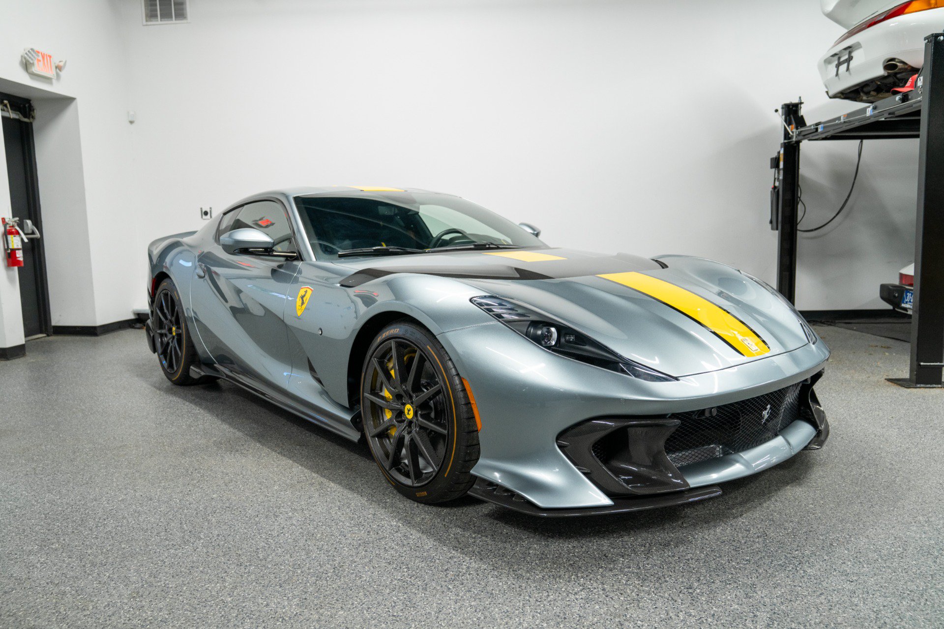Used 2023 Ferrari 812 Competizione RWD image 3