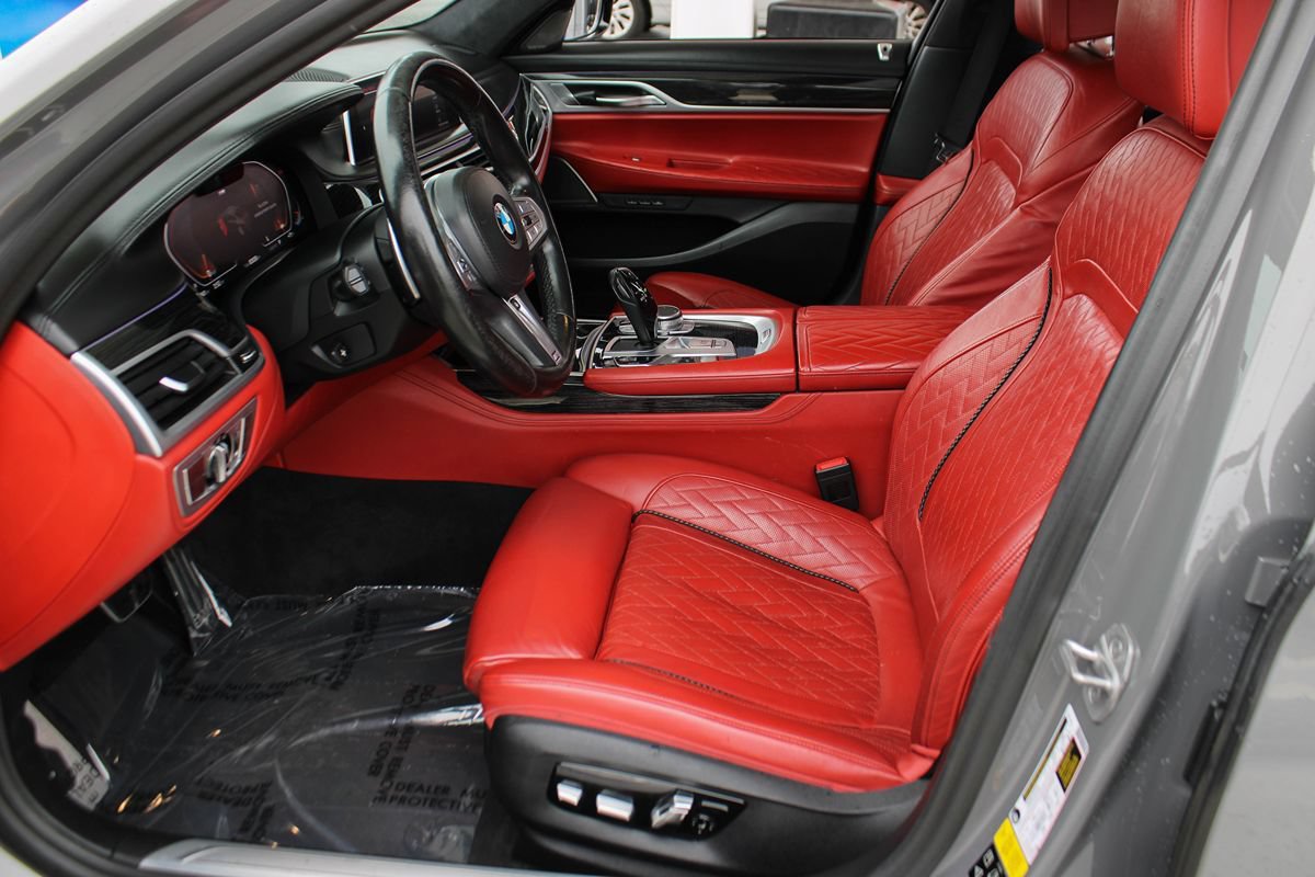 Used 2021 BMW 750i xDrive w/ M Sport Package AWD/4WD image 15
