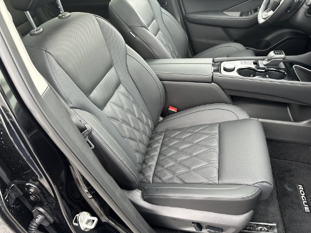 New 2026 Nissan Rogue Platinum w/ Platinum Premium Package AWD/4WD image 35