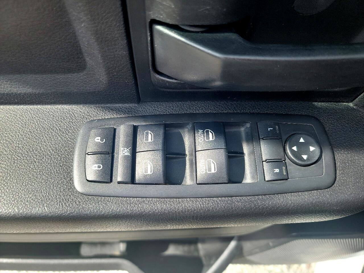 Used 2017 RAM 2500 Tradesman image 16