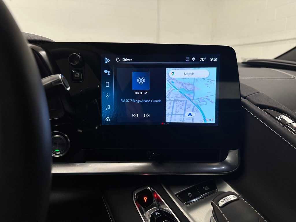 Used 2025 Chevrolet Corvette Stingray Preferred Cpe w/ 2LT image 26