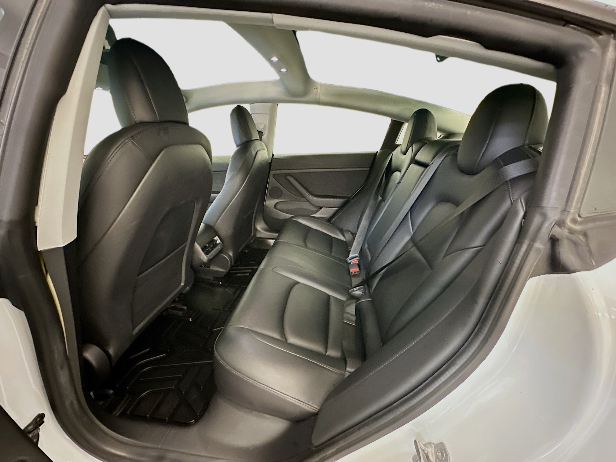 Used 2021 Tesla Model 3 Long Range image 28