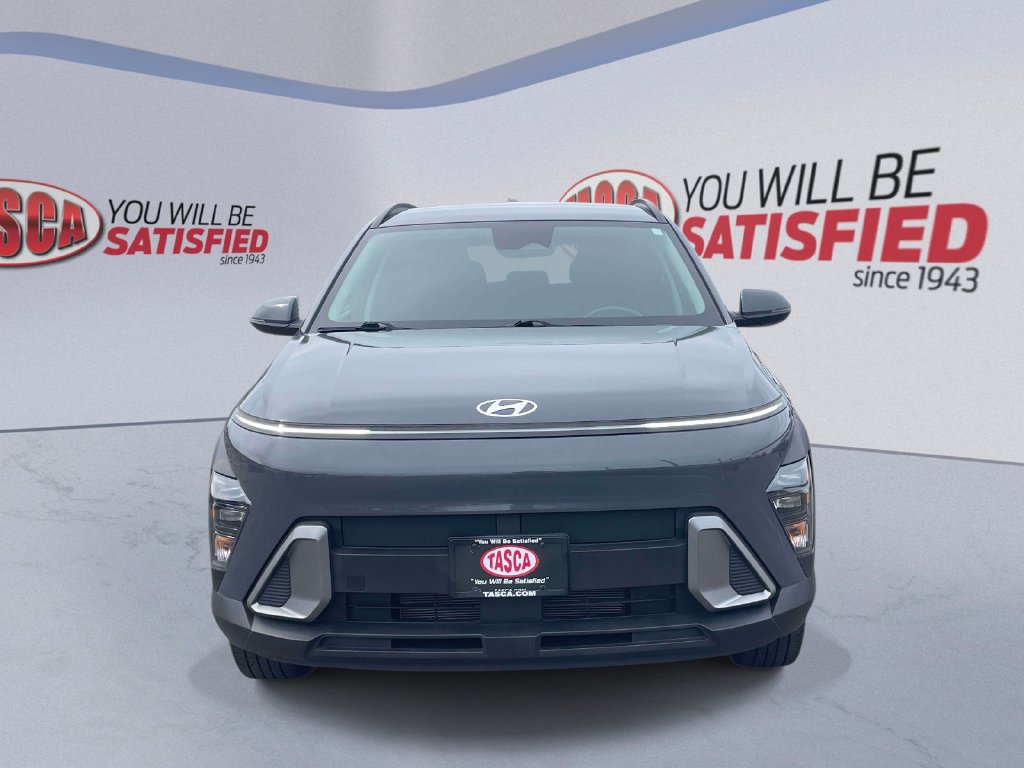Used 2024 Hyundai Kona SEL AWD/4WD image 2